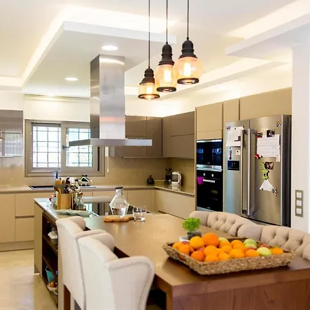 Villa Deluxe Ayshen With Private Swimming Pool