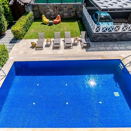 Deluxe Ayshen With Private Swimming Pool Villa *