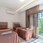 Villa Deluxe Villa Ayshen With Private Swimming Pool