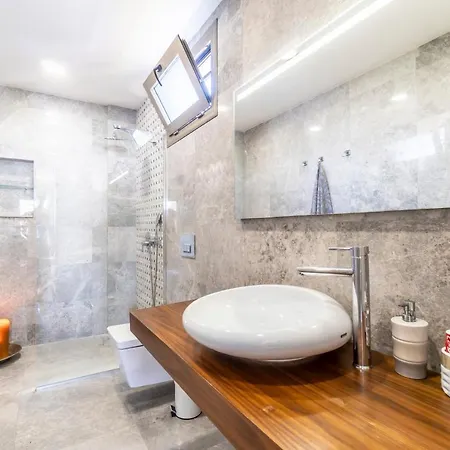 Вилла Deluxe Ayshen With Private Swimming Pool *