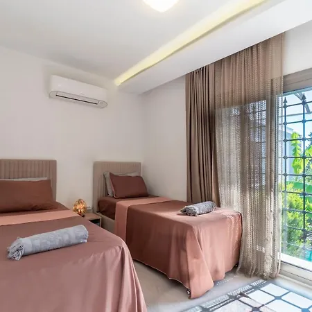 Вилла Deluxe Ayshen With Private Swimming Pool