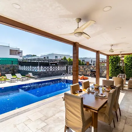 Deluxe Emilie With Private Swimming Pool * Bodrum