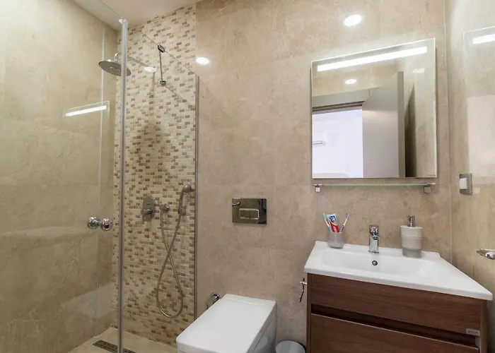 فيلة Deluxe Emilie With Private Swimming Pool *